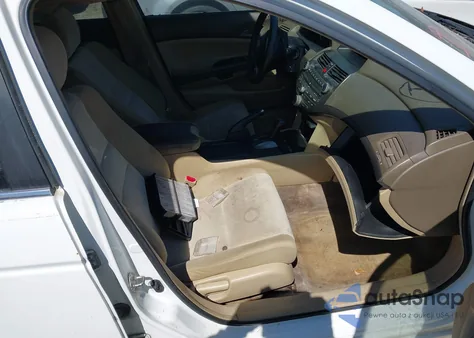 2009 Honda Accord 2.4 Lx from USA, damaged, VIN 1HGCP26389A195618